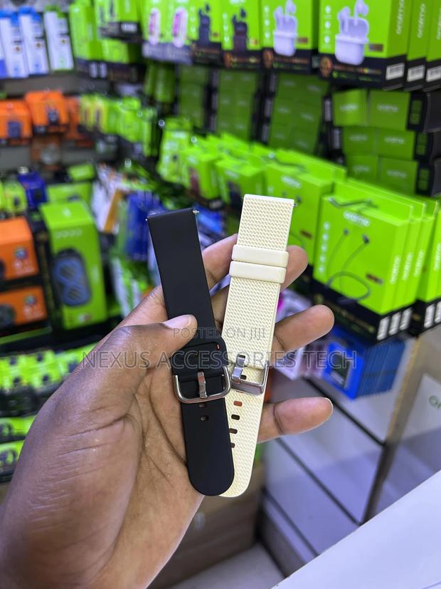 Stylish Watch Straps-Silicone,Mesh Leather Options - thumbnail 2