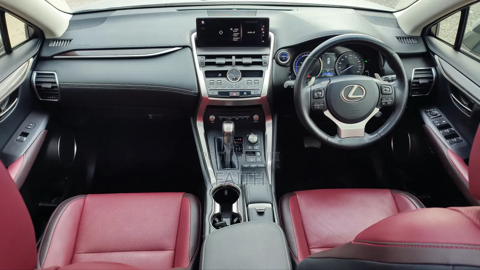 Lexus NX 300h AWD 2019 Silver