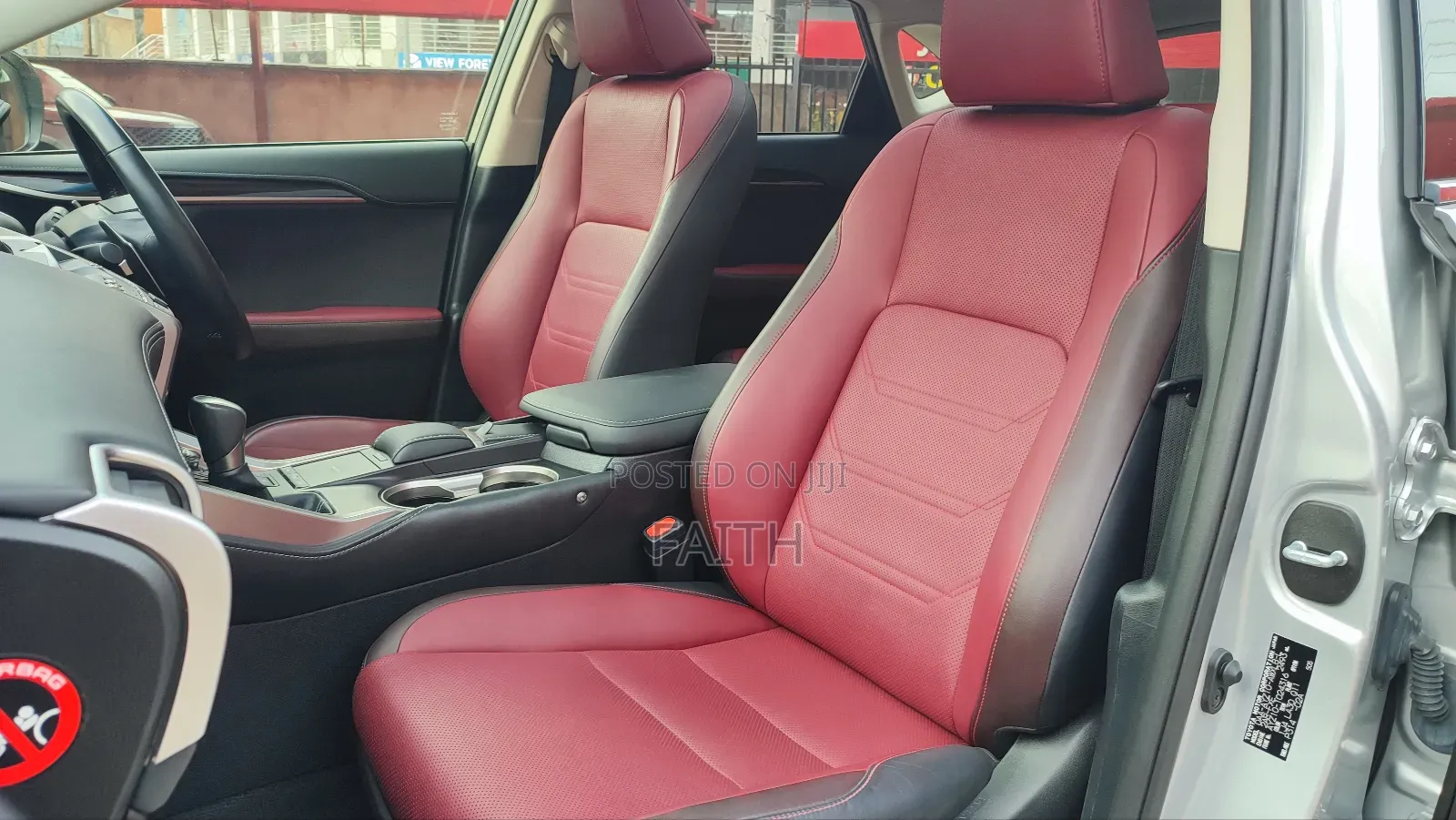 Lexus NX 300h AWD 2019 Silver