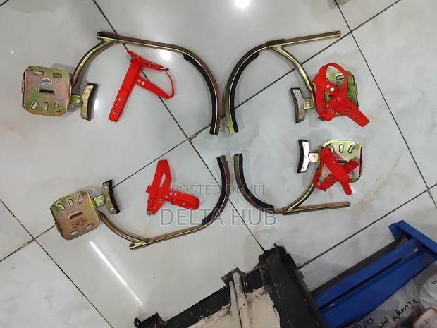 Concrete Pole Access Equipment-line Service - main view