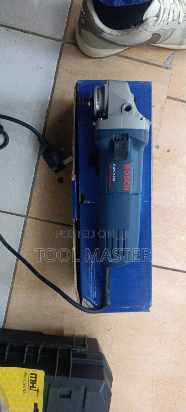 Bosch 4" Angle Grinder/4.5" Quality Bosch Grinder - thumbnail 2
