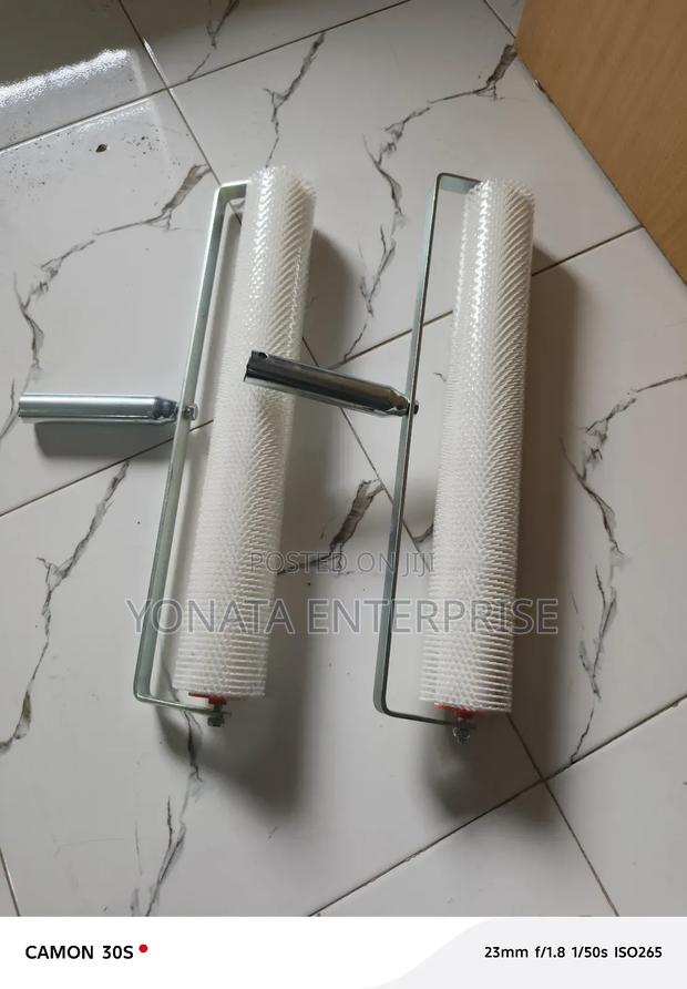 Spiked Roller 19 for Self-Levelling Compund Application - main view