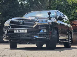 Toyota Land Cruiser 4.6 V8 ZX 2016 Black