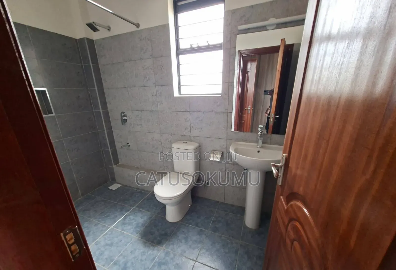 3bdrm Apartment in Mlolongo for rent