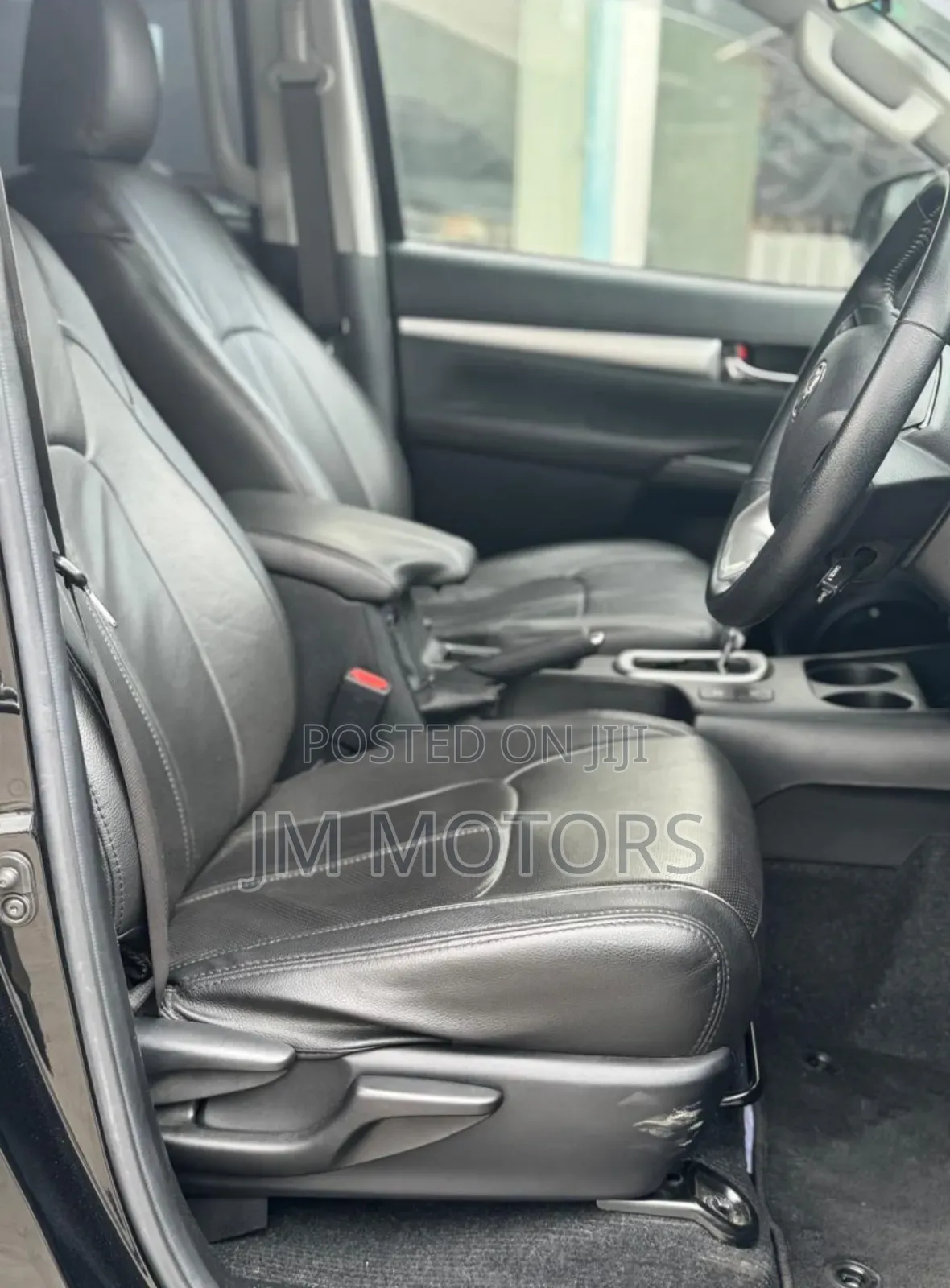 Toyota Hilux 2018 Black