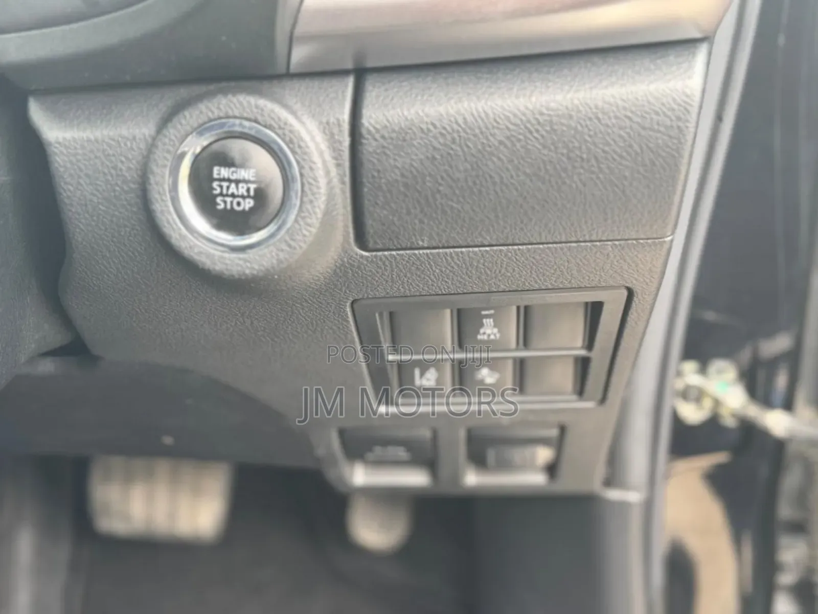 Toyota Hilux 2018 Black