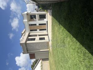 4bdrm Mansion in Nkoroi for sale