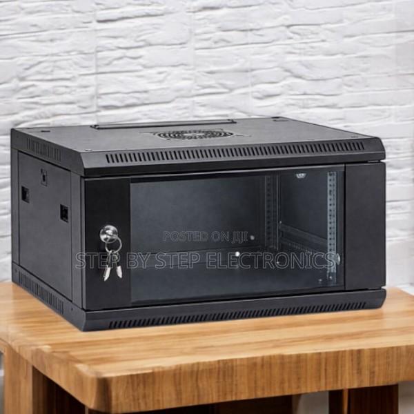 6u Data Cabinet, Lockable Steel Frame Quick Release Front Door