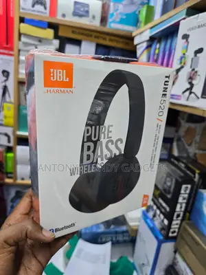 Jbl Tune 520bt Lightweight Wireless Headphones With Jbl Pure Bass