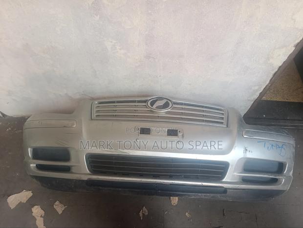 Toyota Avensis 2005 Front Bumper Ex Japan 