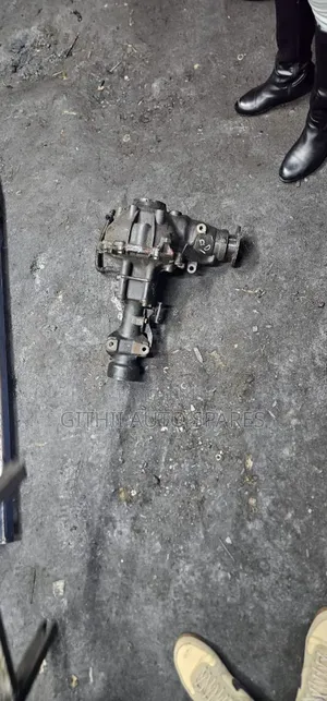 Toyota Hilux Vigo Differential With Switch in Very Good Condition