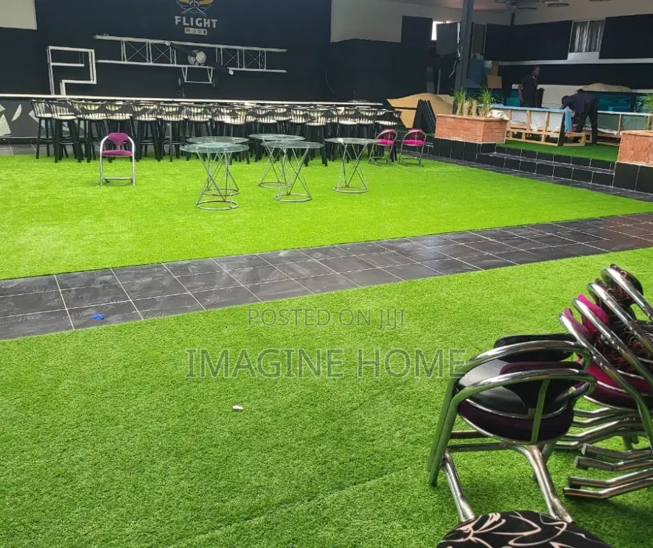 Natural Look and Feel Green Grass Carpet