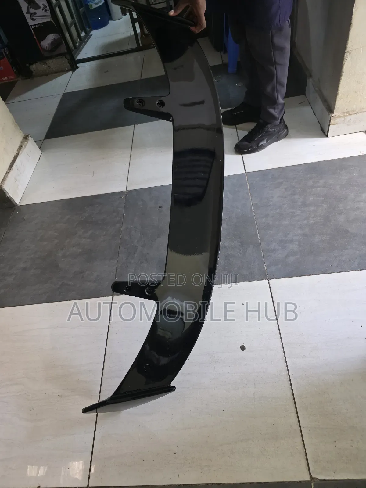 Universal Spoiler for Station Wagon Cars | Sporty Look