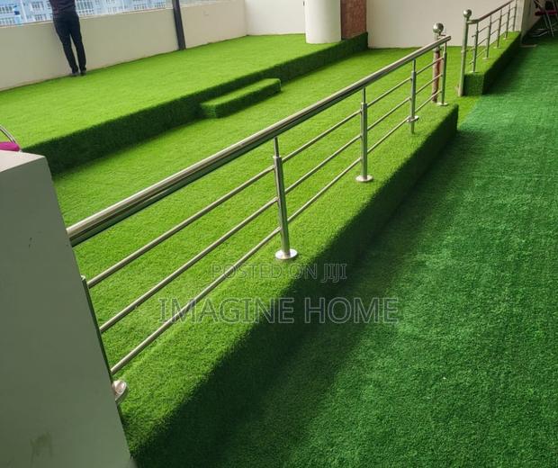 Discounted Green Grass Carpet