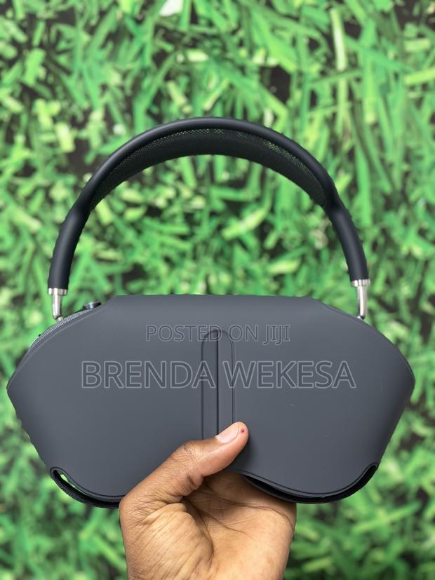 Apple Airpods Max - main view