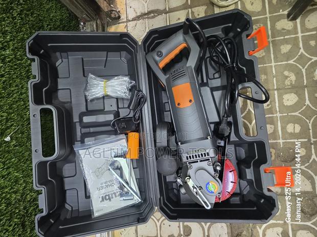 Kzbur Wall Chaser 2800w 4.5mm Blade - main view