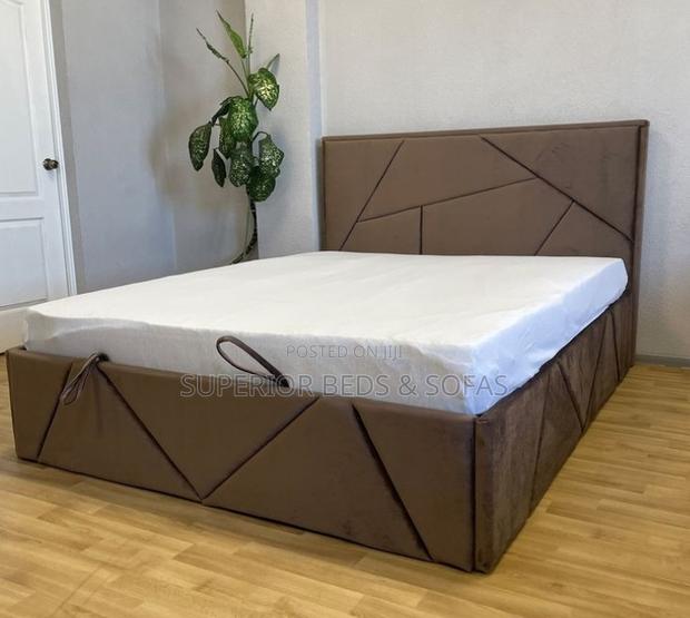 5x6 Modern Geometric Upholstered Bed - main view