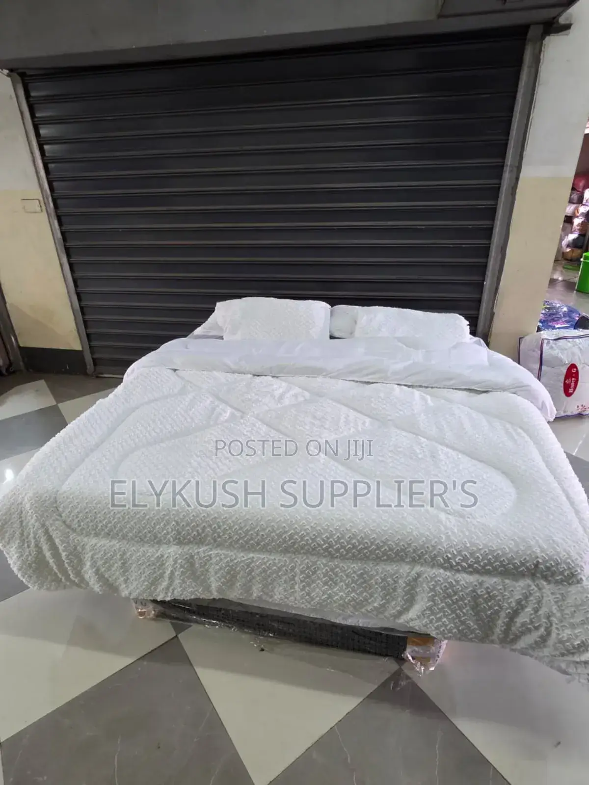 Tufted Duvet 6x7