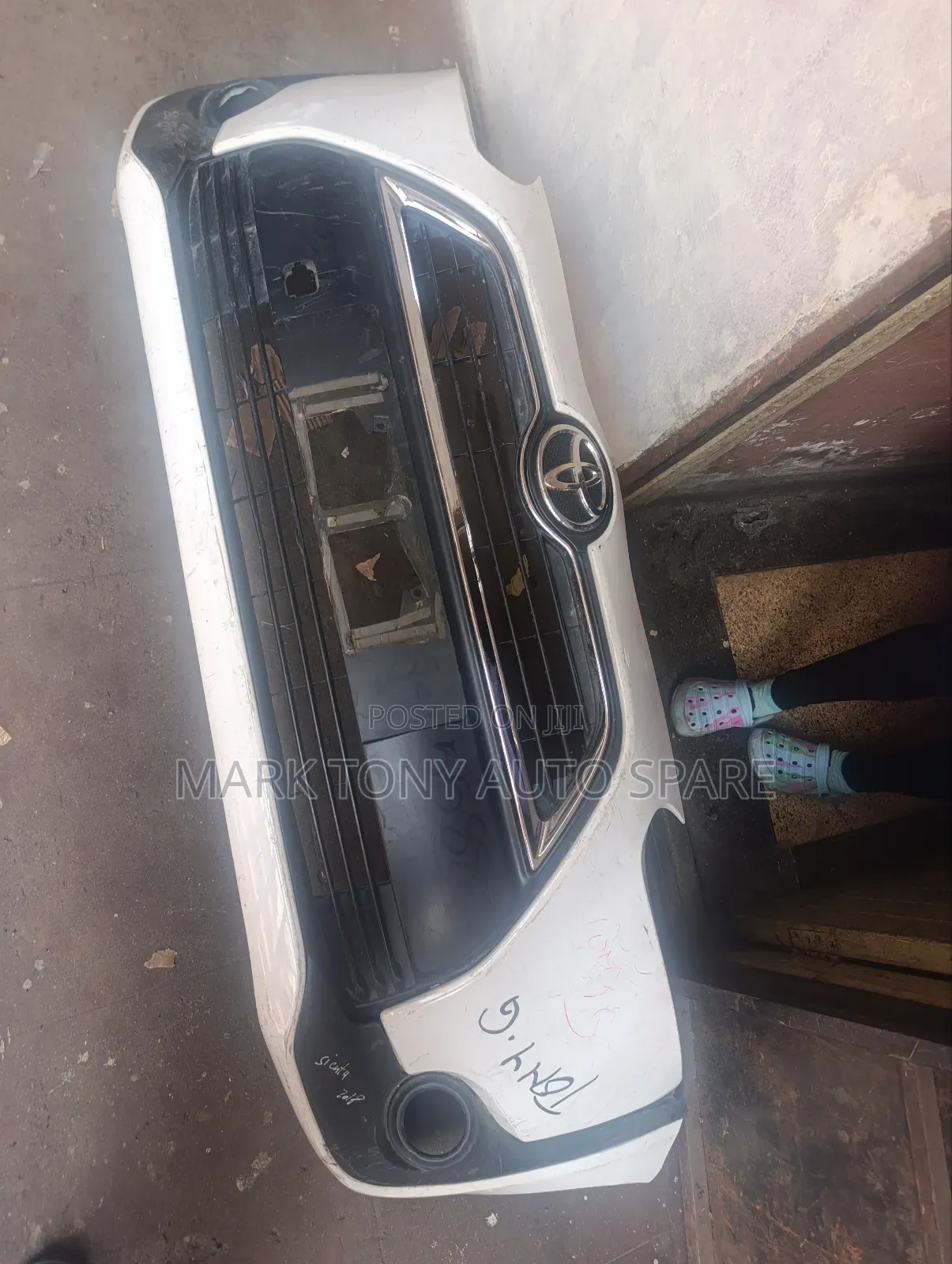 Sienta 2015 Front Bumper Ex Japan 