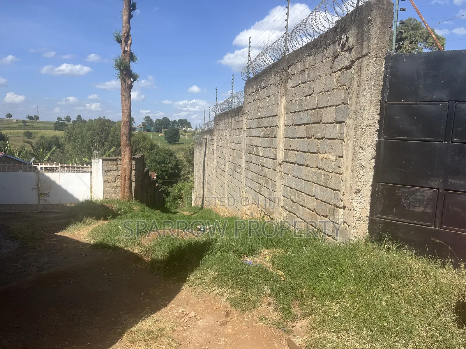 1/4 Acre Riabai With Perimeter Fence
