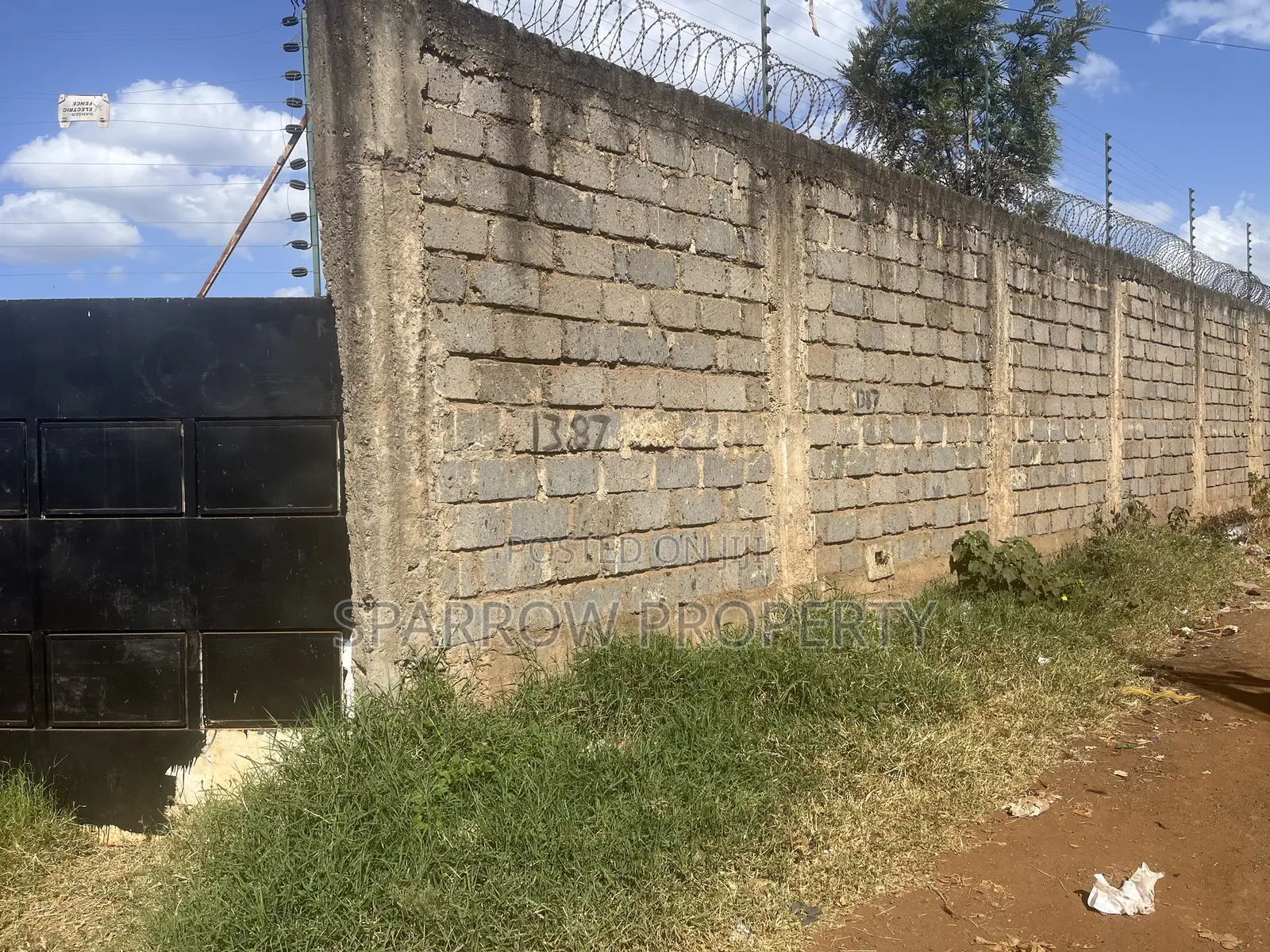 1/4 Acre Riabai With Perimeter Fence