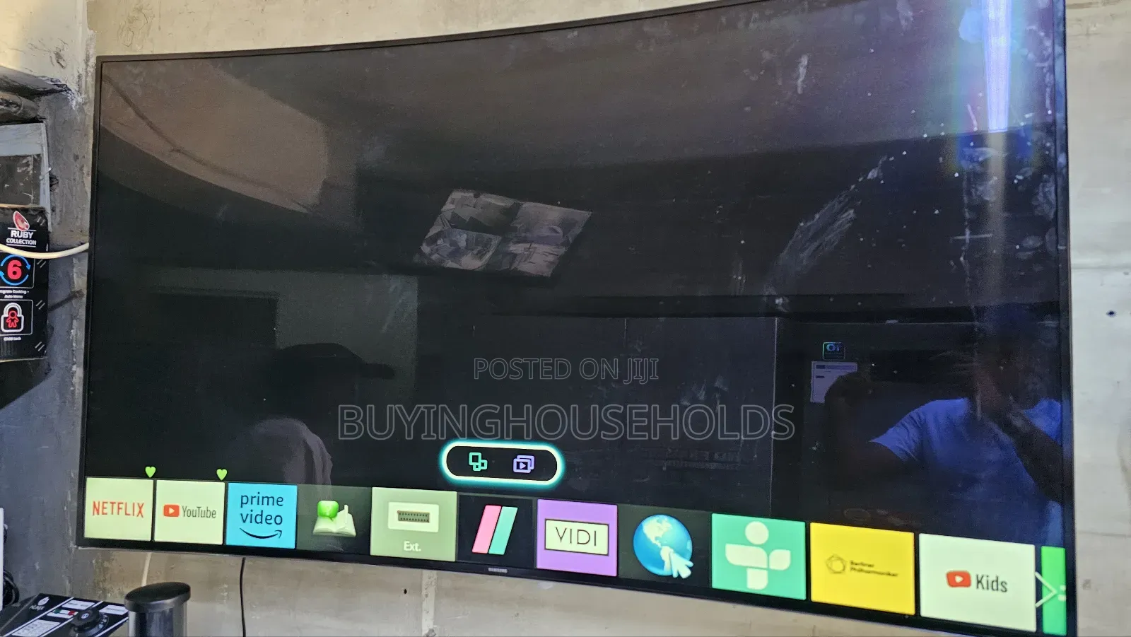 Samsung 55" Curved Smart Tv