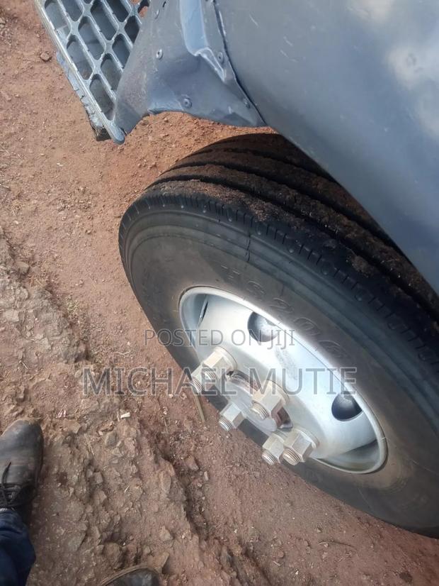 Motor Vehicles - thumbnail 6