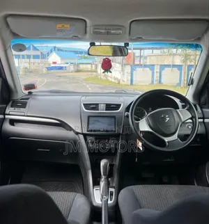 Suzuki Swift 2017 Silver