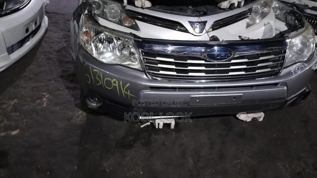 Subaru Forester Sh5 Xenon Nosecut