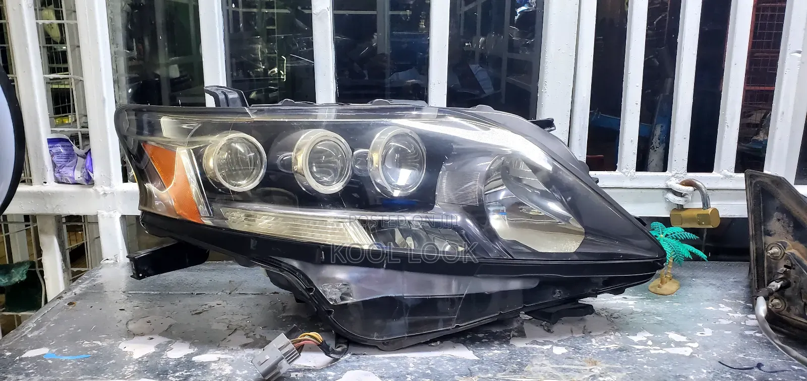 Lexus Rx350 (3focus) Xenon Headlights