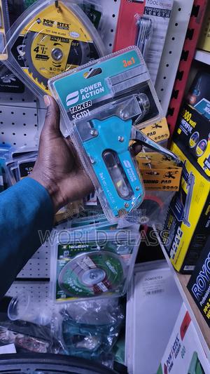 Power Action Tacker - thumbnail 2