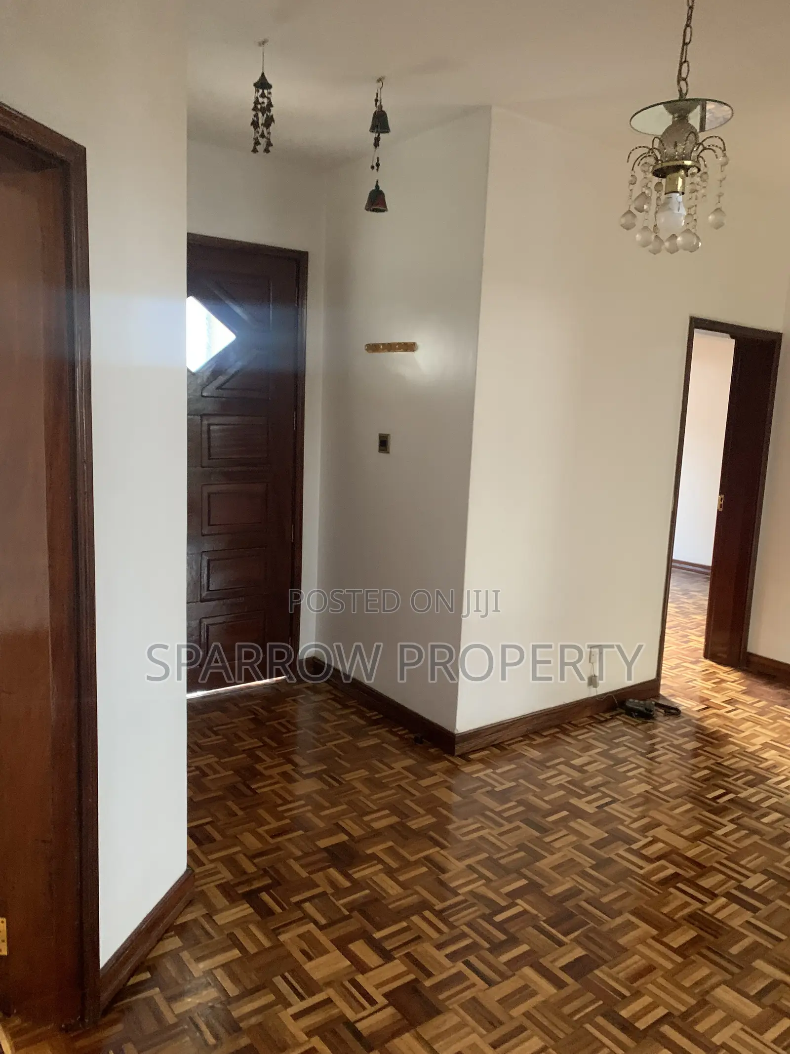 5bdrm Townhouse/Terrace in Jabavu Village, Hurlingham for sale