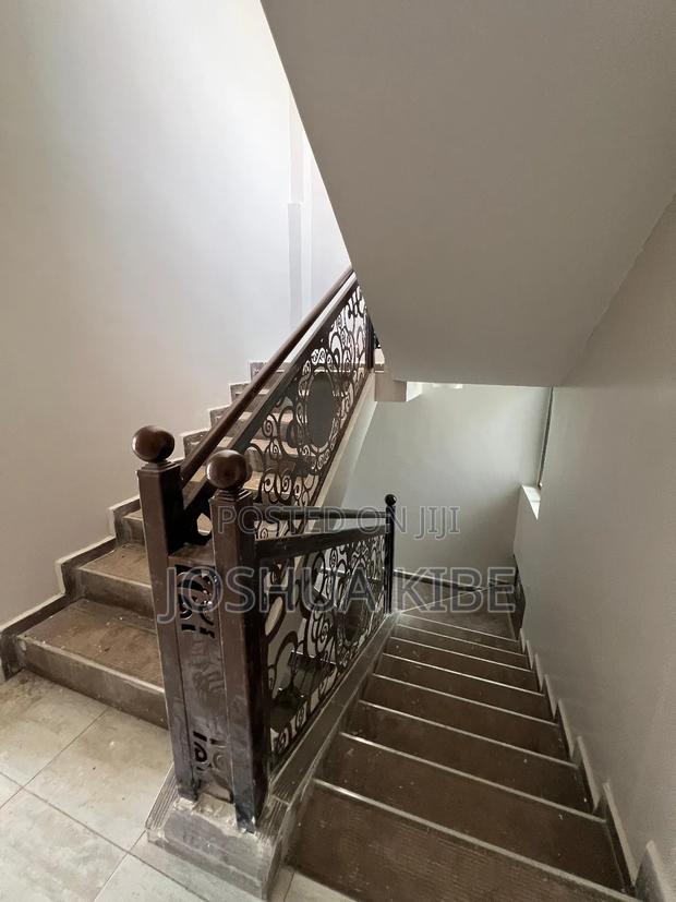 4bdrm Mansion in Membley Estate for rent - thumbnail 5