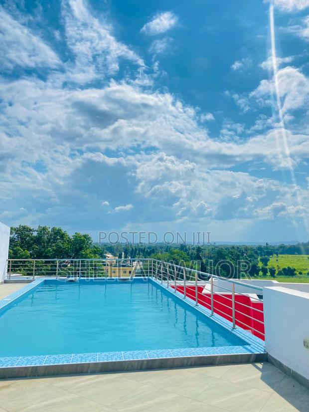 Cozy Studio With Rooftop Pool and City Views - Mtwapa - thumbnail 11