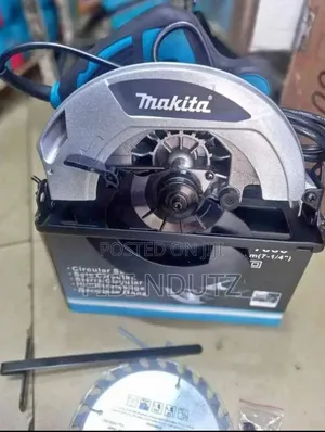 Makita Circular Saw/7"Makita Circular Saw
