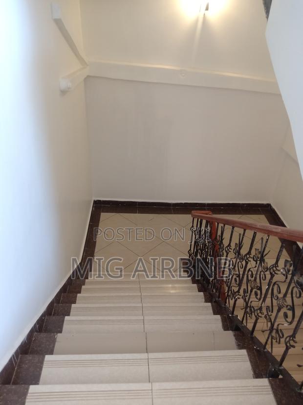 Stylish CBD Studio | Modern Convenient - thumbnail 6