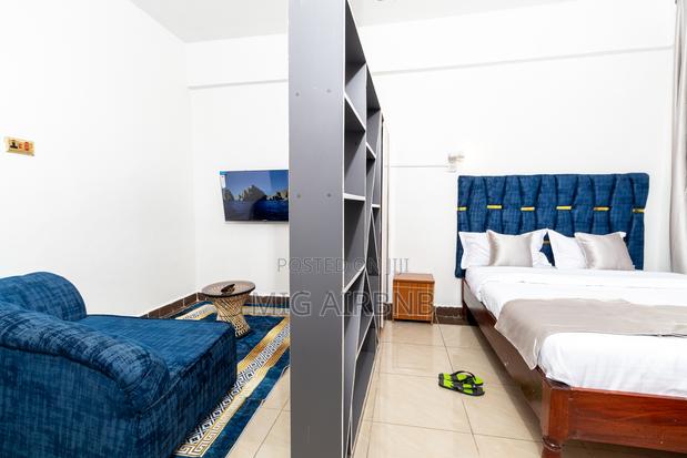 Stylish CBD Studio | Modern Convenient - thumbnail 7