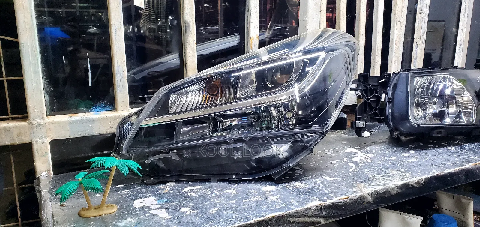 Toyota Vitz (270) Xenon Headlights