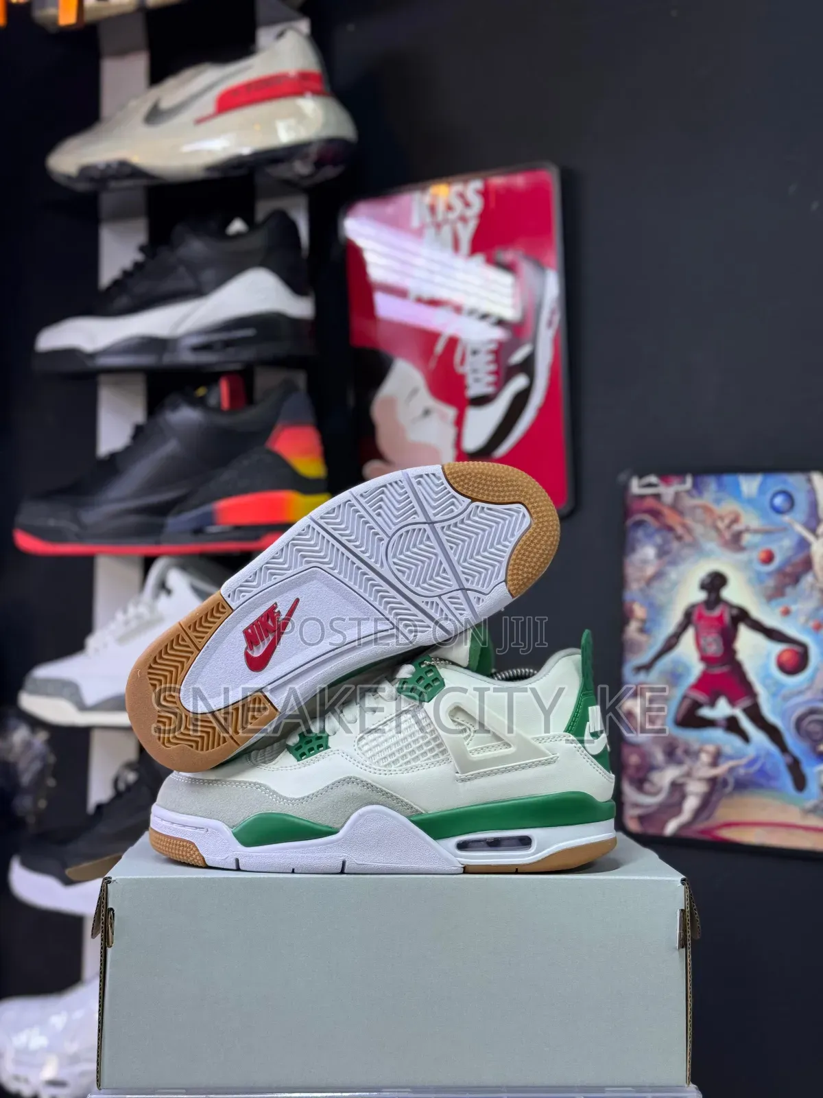 Jordan 4 Pine Green