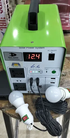 300w Solar Solution Portable Power Station With 4 Lights 60w Solar