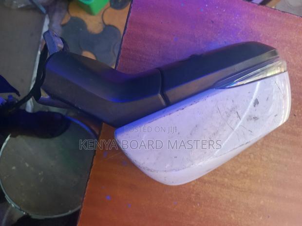 Toyota Vellfire Side Mirrors - main view