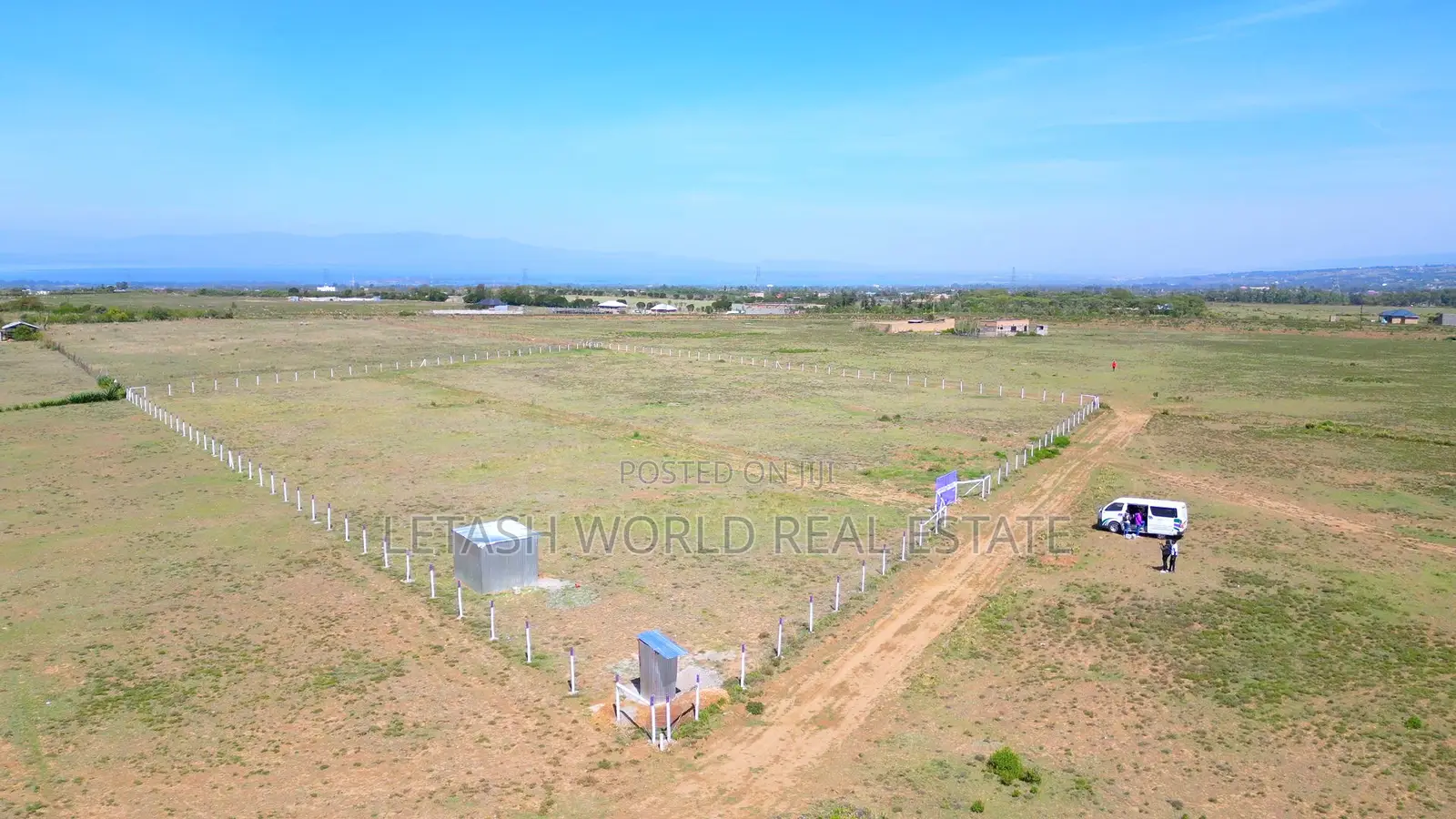 In Naivasha,1.2km Off The Tarmac,