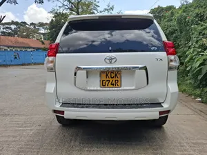 Toyota Land Cruiser Prado 2.7 i 2010 White