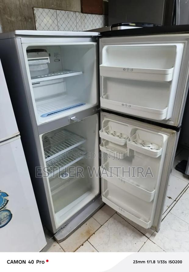 Medium Size Lg Fridge in Good Condition - thumbnail 3