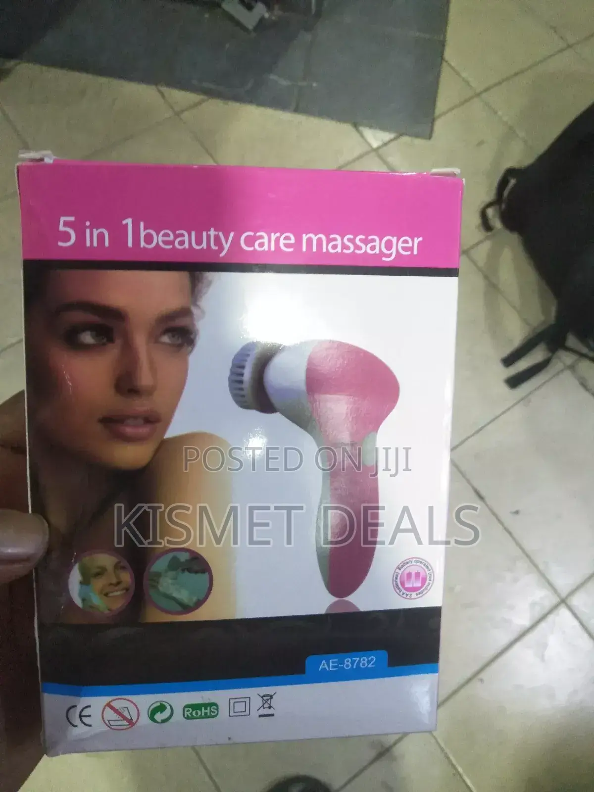 Facial Massager 5 in 1 Pore Cleaner Body Massager Replaceable Head