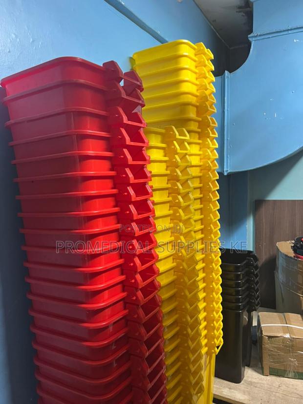 Pedal Waste Bin - thumbnail 3