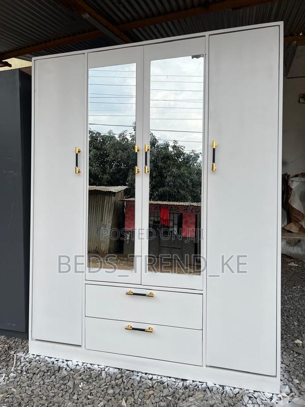 Striking Mirrored Wardrobe