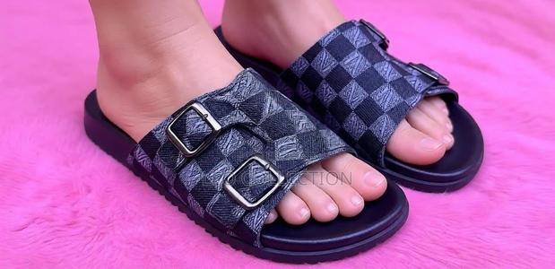 Abibas Sandals - thumbnail 4