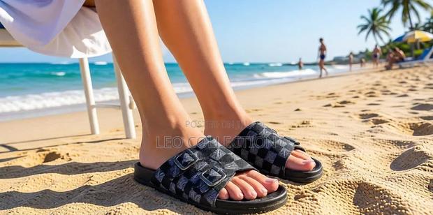 Abibas Sandals - thumbnail 5