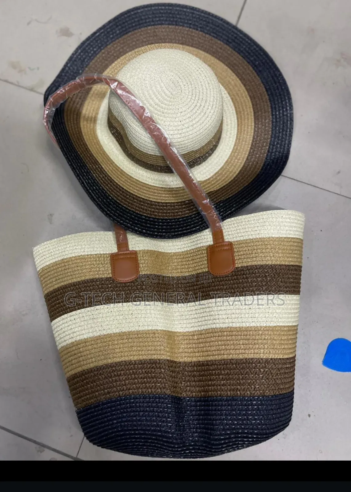 Multicolored Beach Lady Bag With Matching Hats